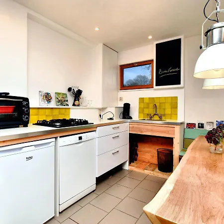 Cozy Chalet In Ponts With Garden Alpehytte Trois-Ponts